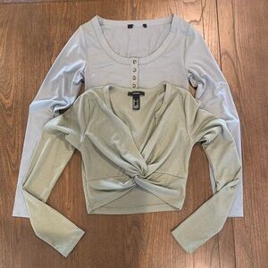 2 Long sleeve crop tops